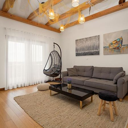 Apartments Cesare With Shared Pool Liznjan Exterior photo